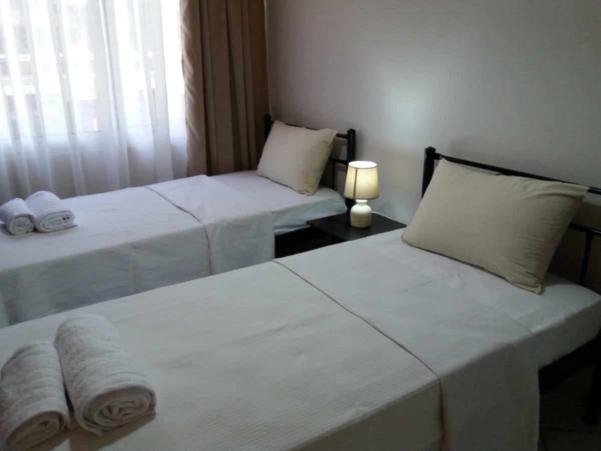 Christine'S Downtown Suites Kavála Ngoại thất bức ảnh