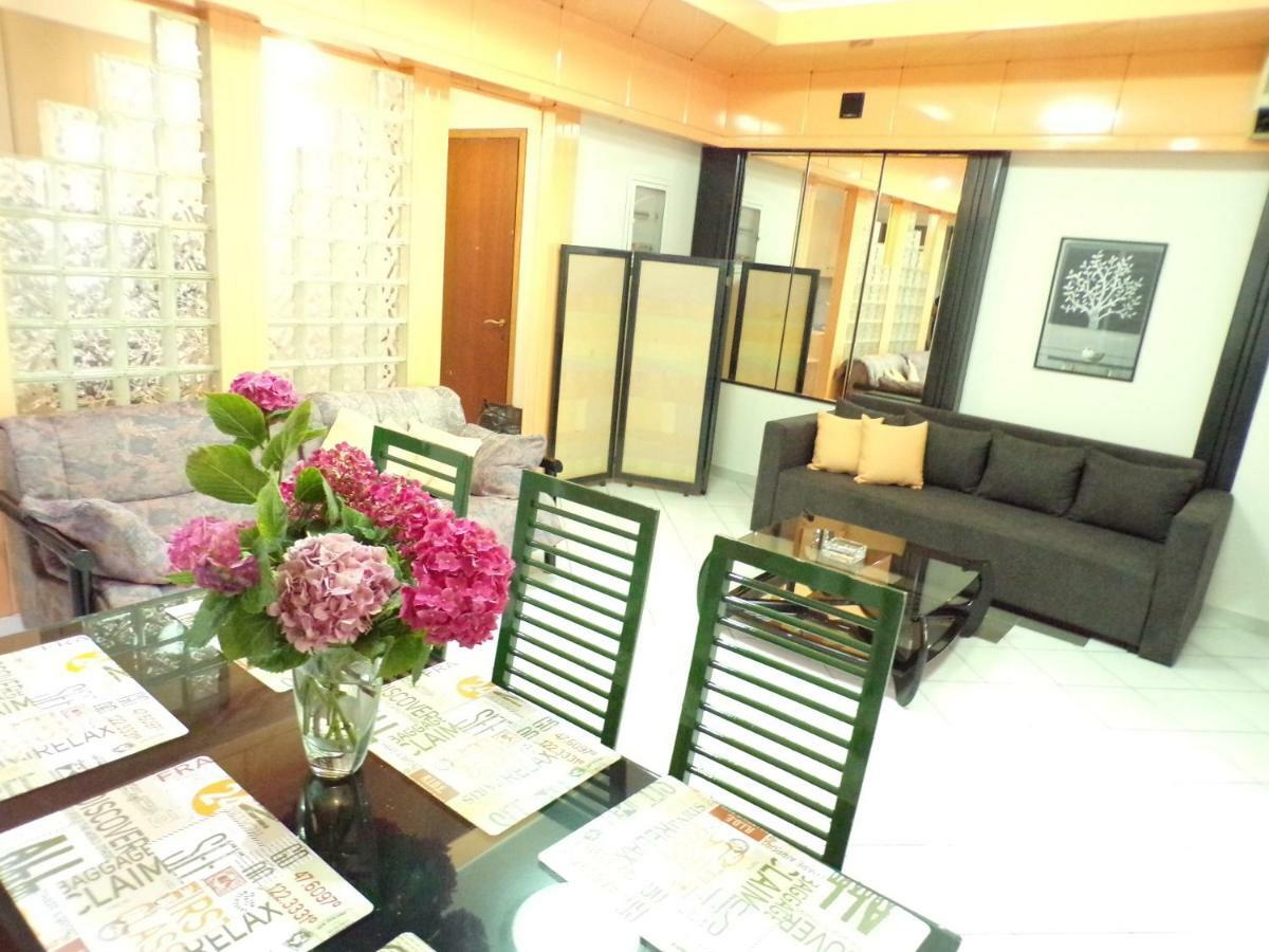 Christine'S Downtown Suites Kavála Ngoại thất bức ảnh