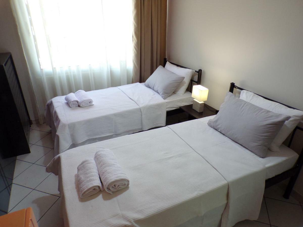 Christine'S Downtown Suites Kavála Ngoại thất bức ảnh