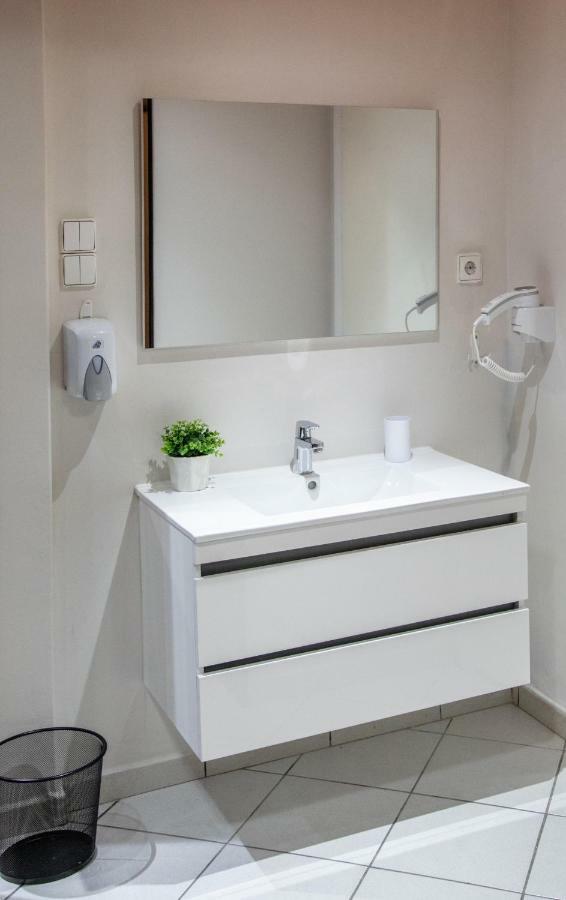 Christine'S Downtown Suites Kavála Ngoại thất bức ảnh